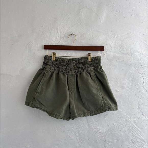 Aerie Babewatch High Waist Pull On Olive Women's Shorts - Picture 3 of 9